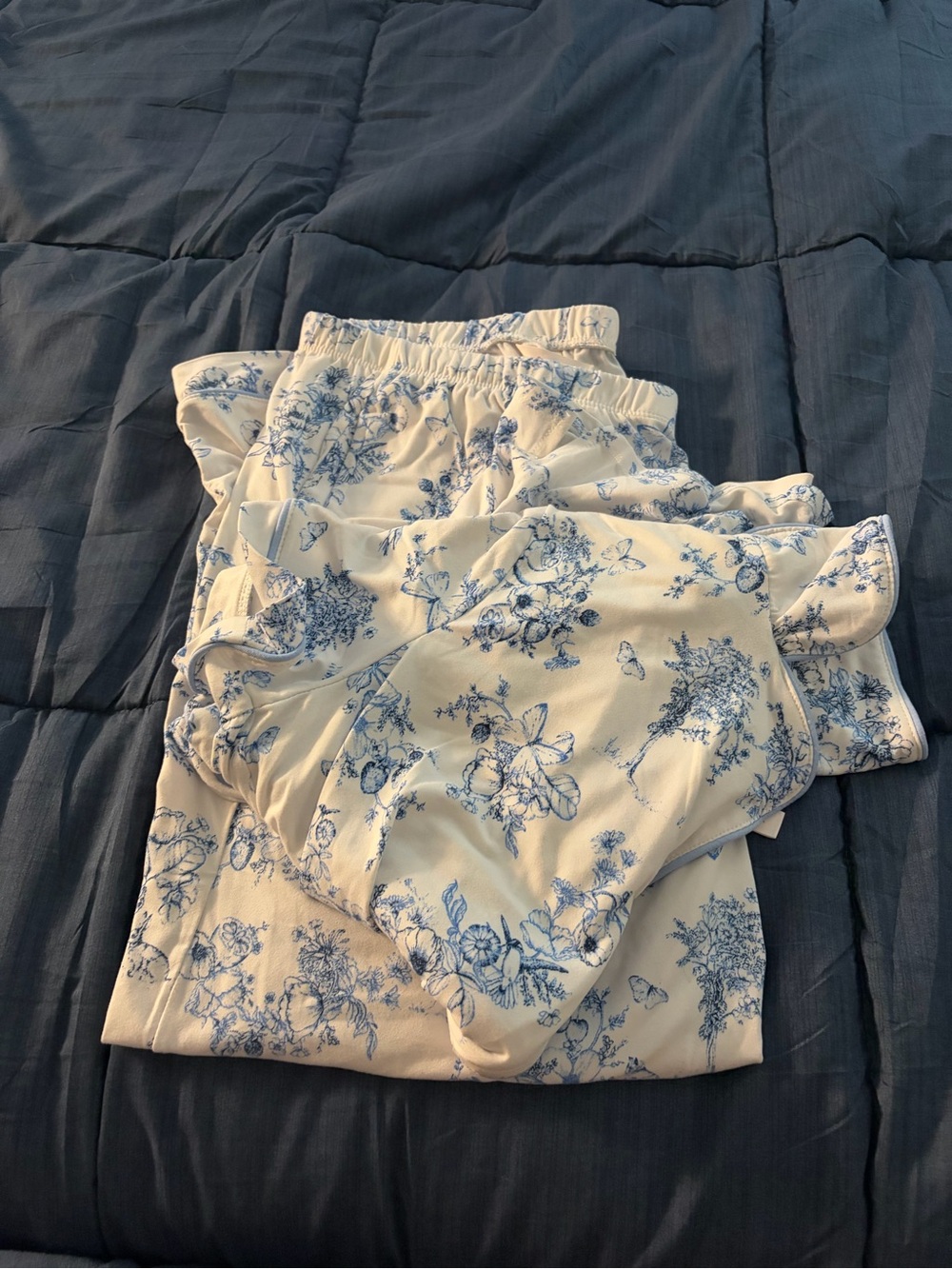 Pj set bundle! - Picture 2 of 3